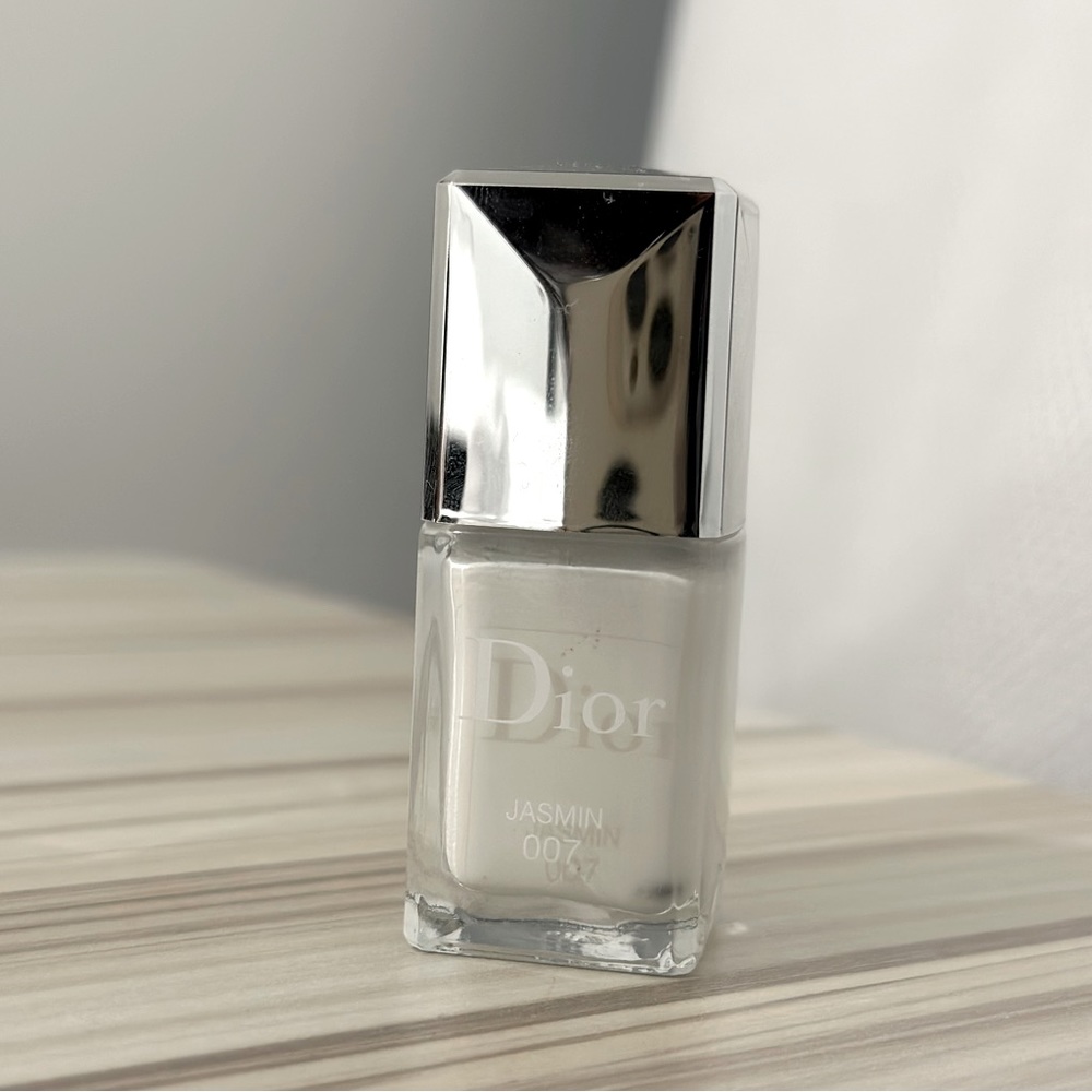 Dior Vernis Nail Polish Color Jasmine 007